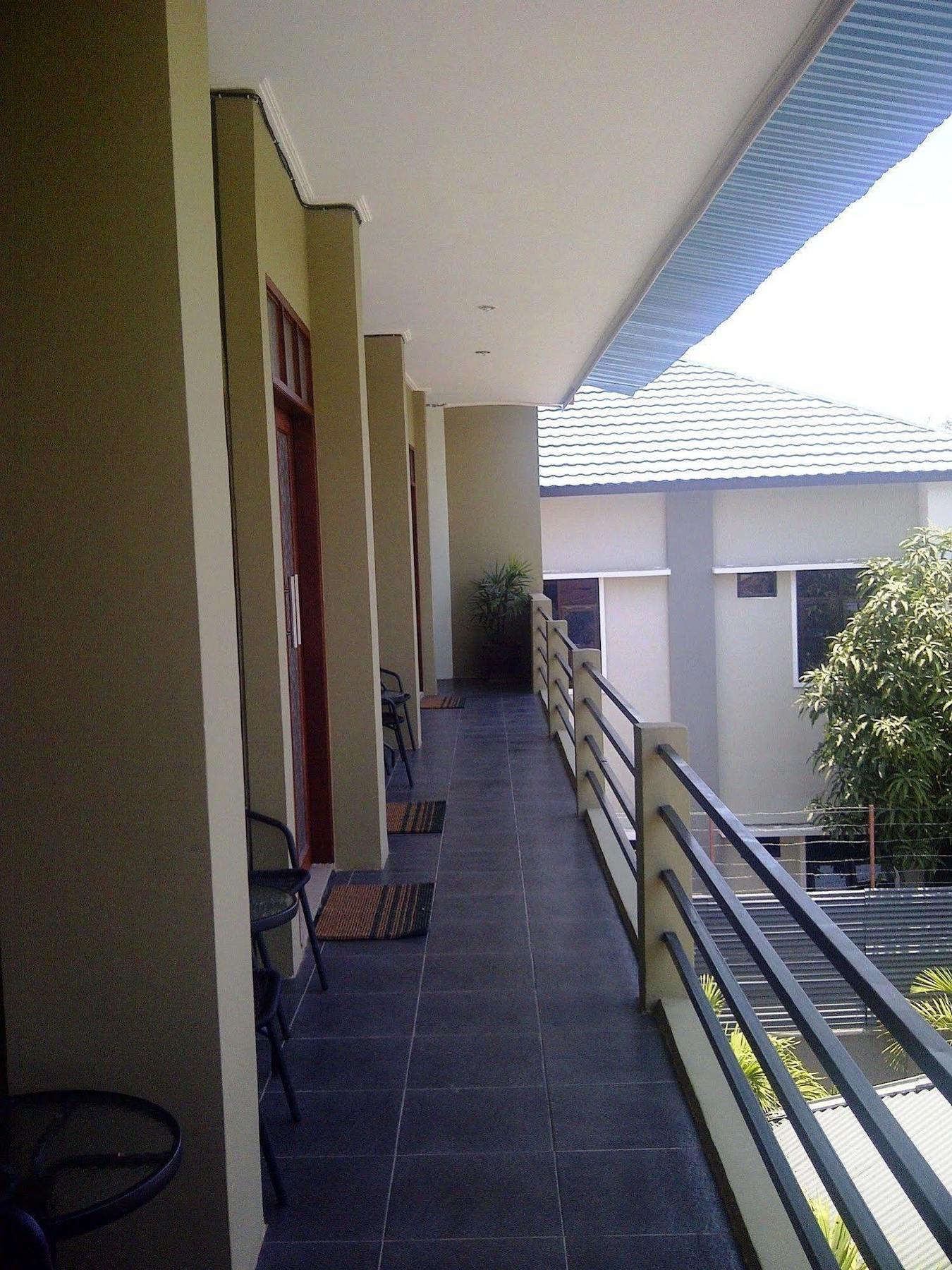 Makassar Breeze Place Residence Buitenkant foto